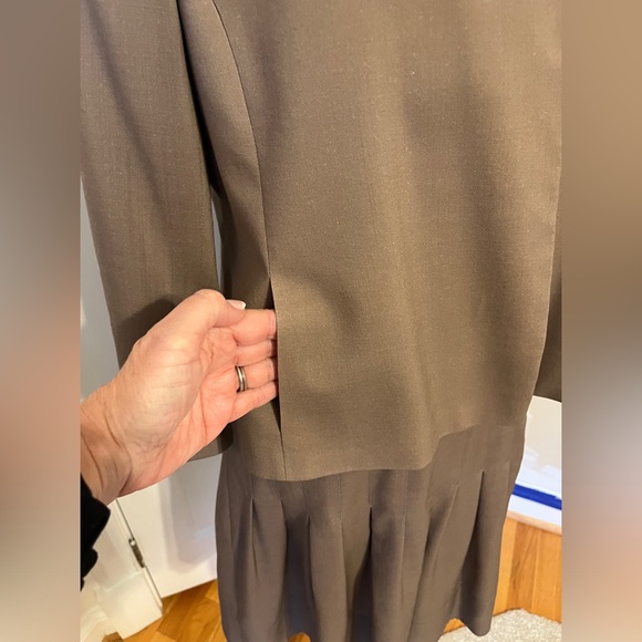 AKRIS PUNTO Vintage Cap Sleeve 2-Piece Dress Suit & Jacket Size 8 *EUC* - Picture 4 of 16